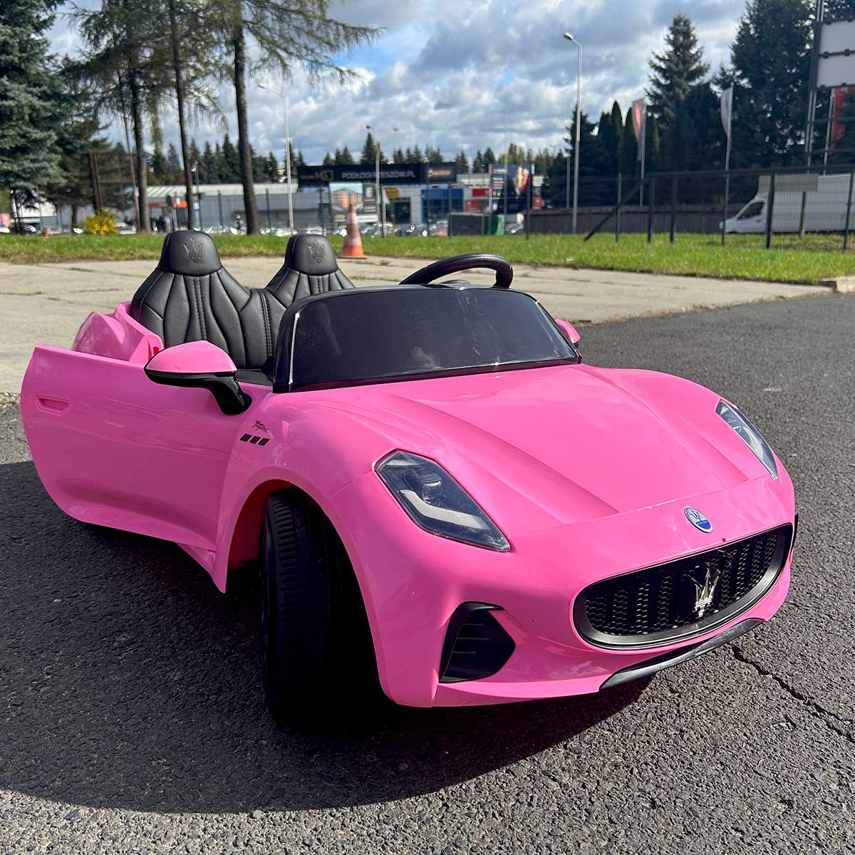 CAR-L-6 - Maserati GranTurismo Auto na akumulator dla dzieci 4x4 miękki fotel + miękkie koła EVA + LED + USB + pilot 2.4 G - obrazek 10