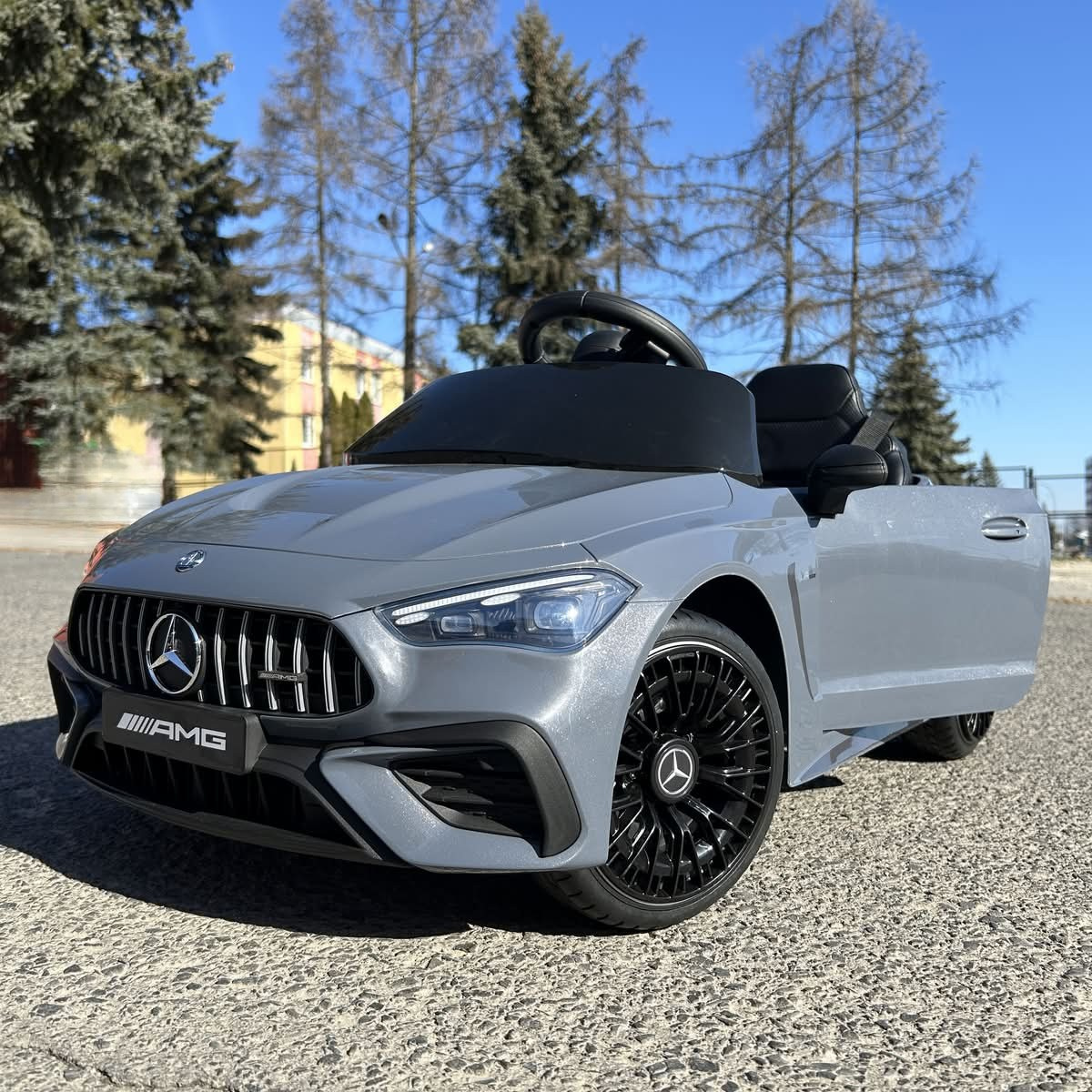 CAR-S-12 - Mercedes CLE 53 Auto na akumulator dla dzieci 4x4 miękki fotel + koła EVA + LED + pilot 2.4 G - obrazek 25