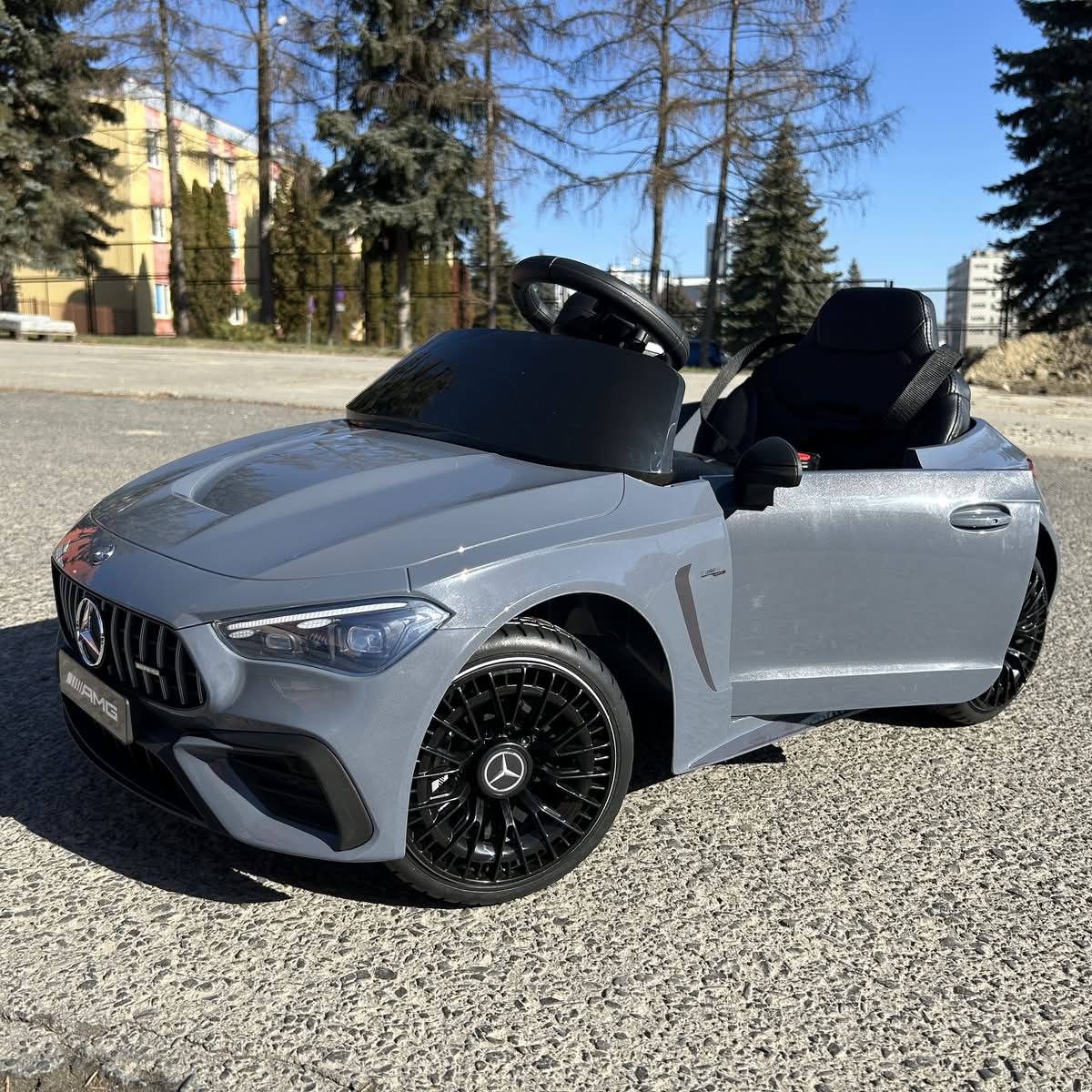 CAR-S-12 - Mercedes CLE 53 Auto na akumulator dla dzieci 4x4 miękki fotel + koła EVA + LED + pilot 2.4 G - obrazek 29