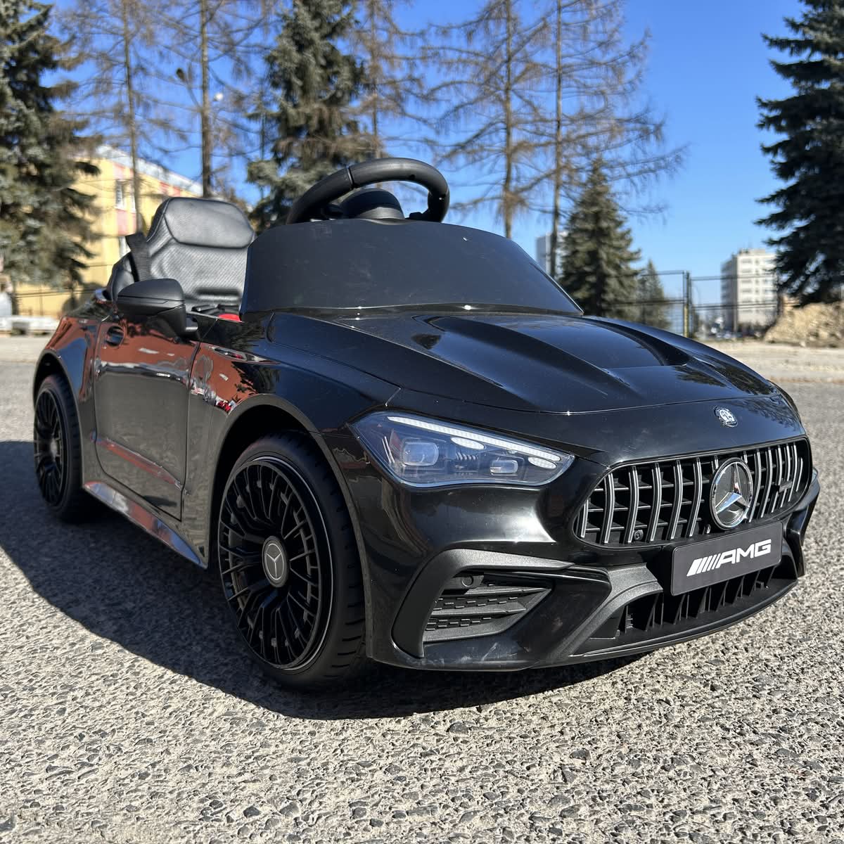 CAR-S-12 - Mercedes CLE 53 Auto na akumulator dla dzieci 4x4 miękki fotel + koła EVA + LED + pilot 2.4 G - obrazek 31