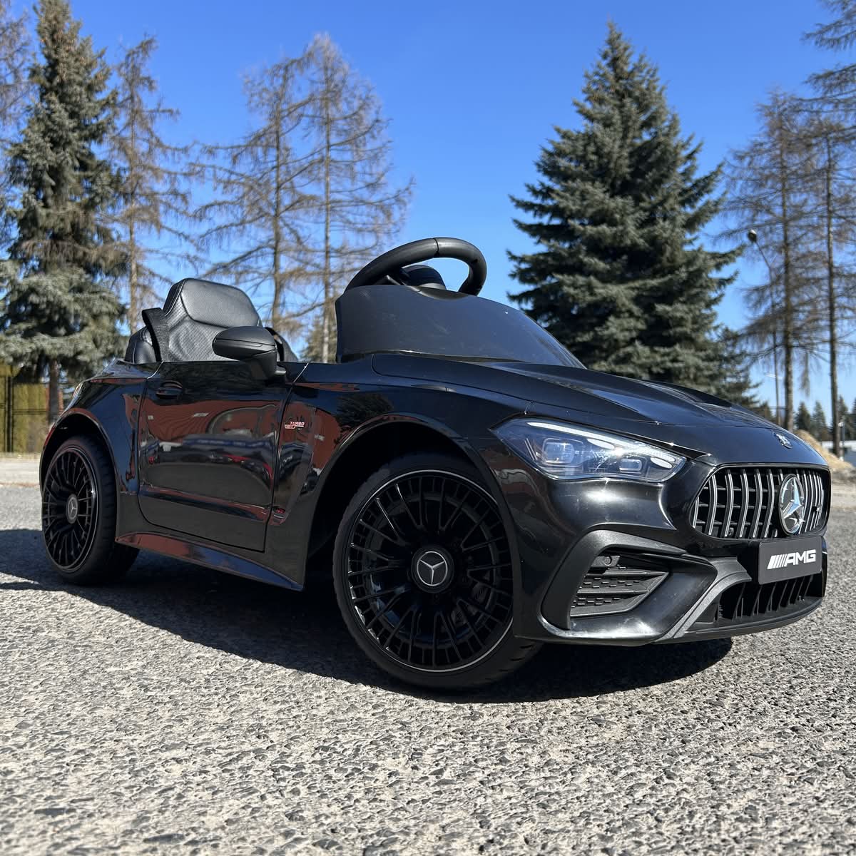 CAR-S-12 - Mercedes CLE 53 Auto na akumulator dla dzieci 4x4 miękki fotel + koła EVA + LED + pilot 2.4 G - obrazek 33